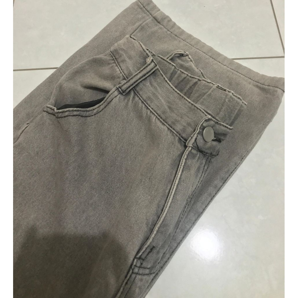 DENIM JEANS
