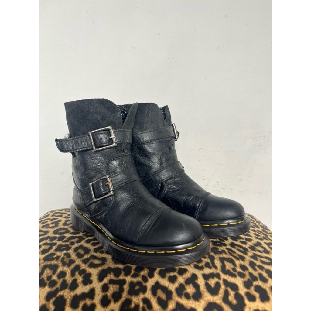 DR MARTENS SIZE 36