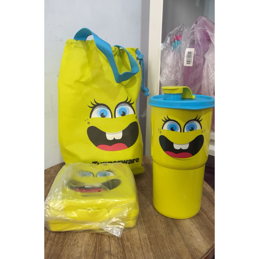Smiley Lunch set Tupperware New
