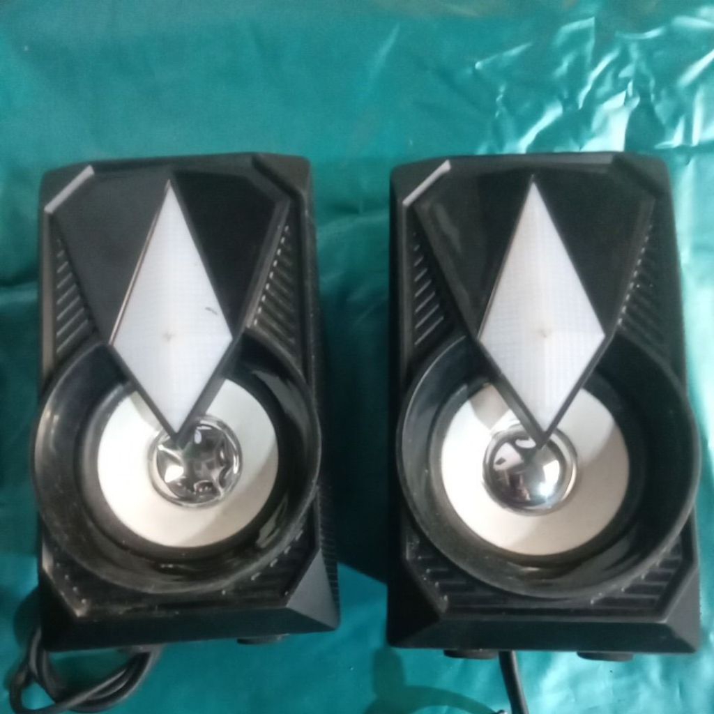 Speaker Satelit Advance