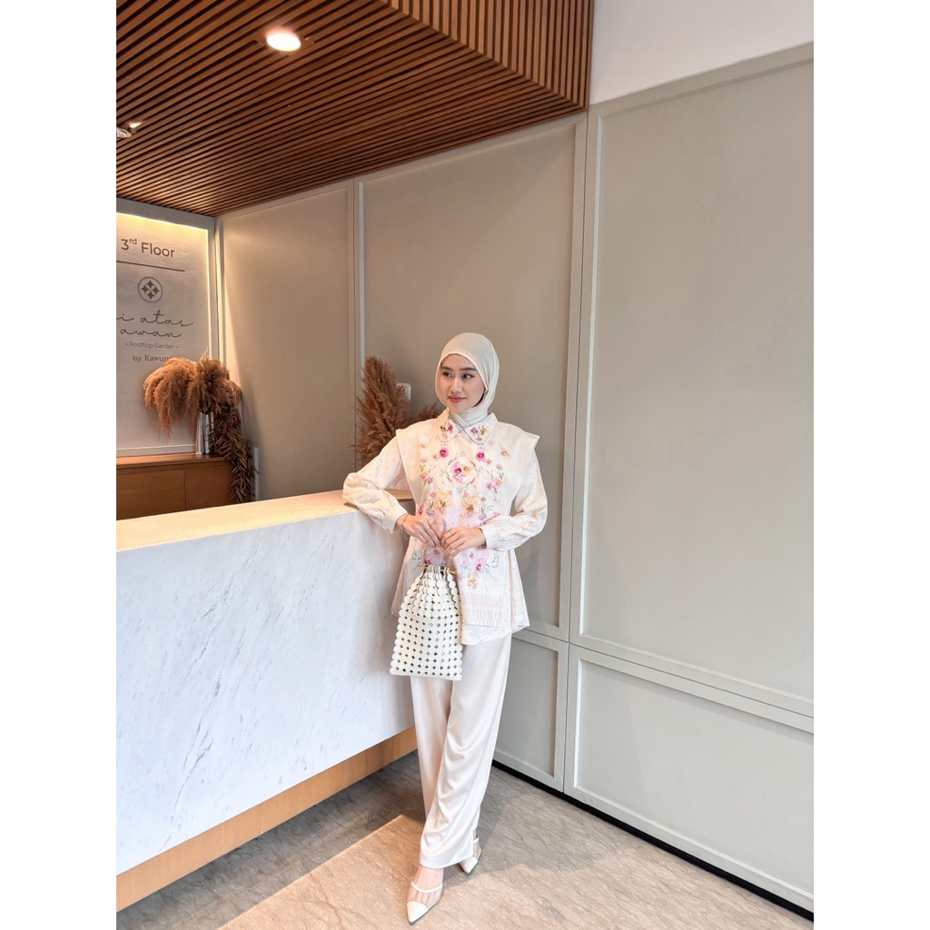 najani vest set
