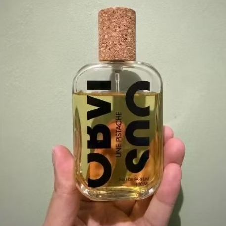 (Preloved) Obvious - Une Pistache