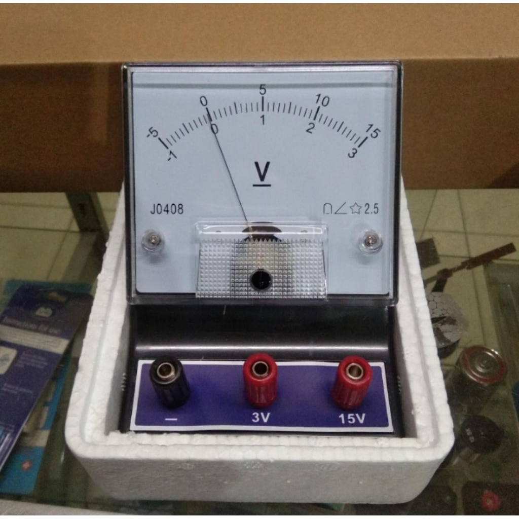 VOLTMETER