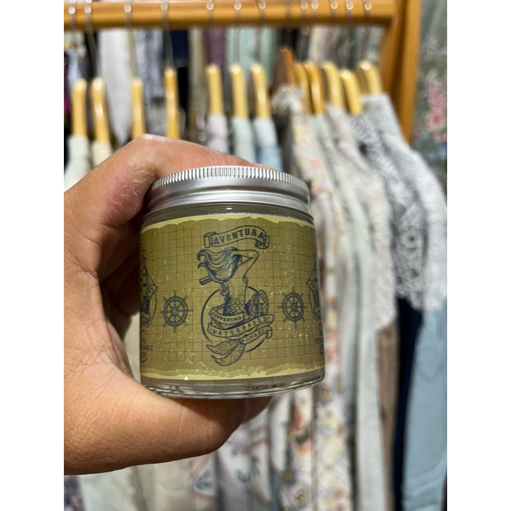Aventura pomade waterbased