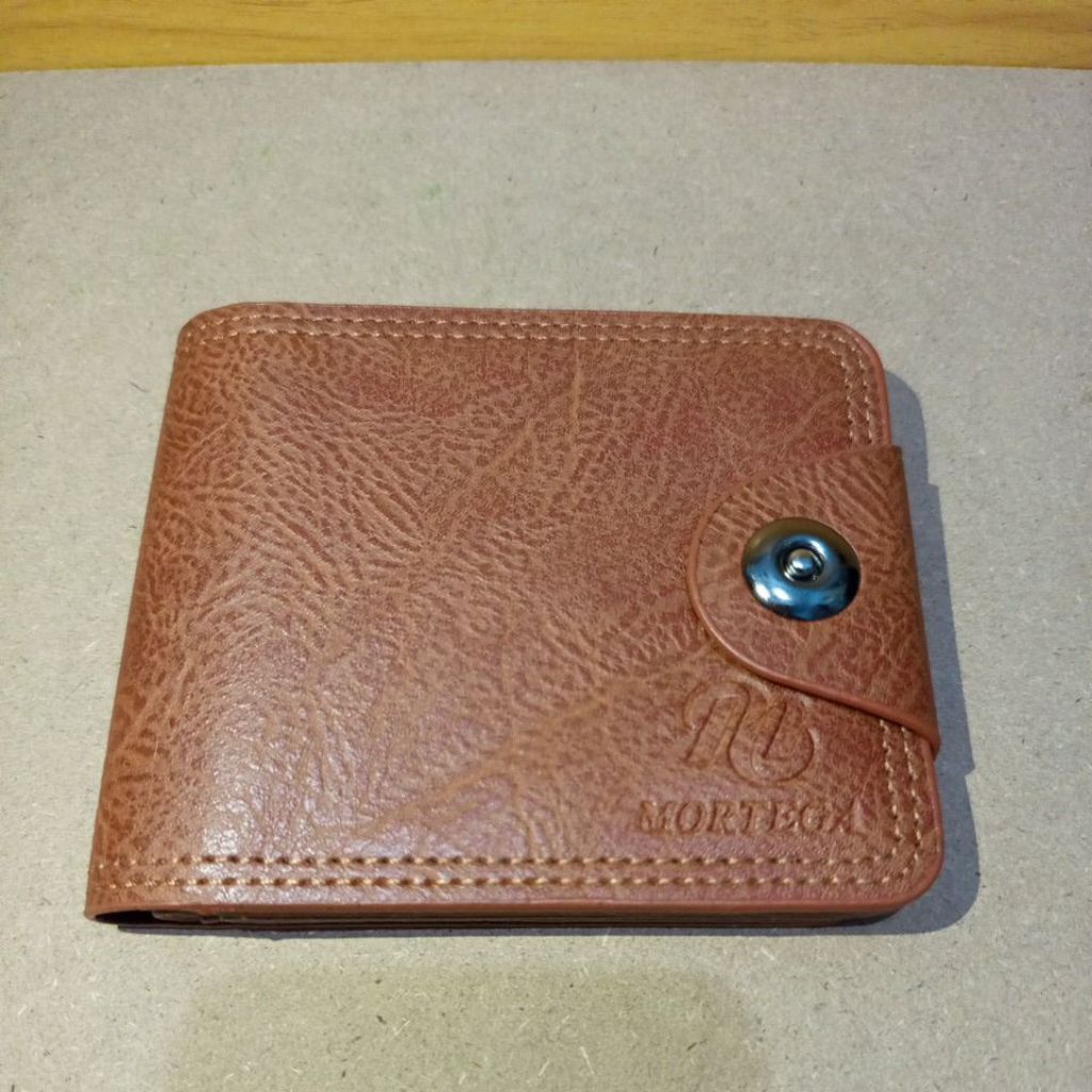 DOMPET PRIA