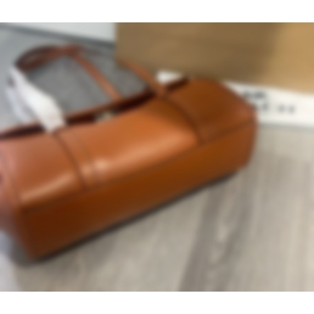CDB05 Bridget Flap Shoulder Bag