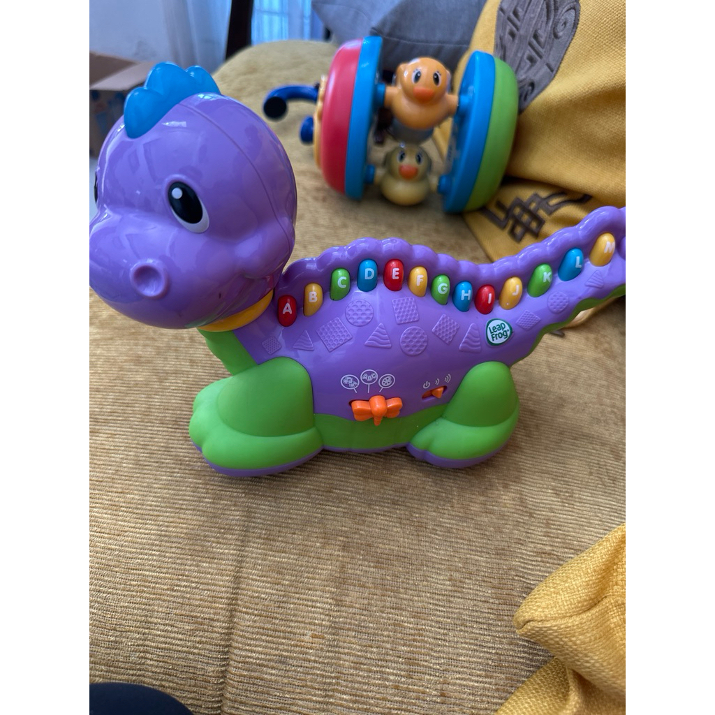 preloved Leap frog dinosaurus mainan anak