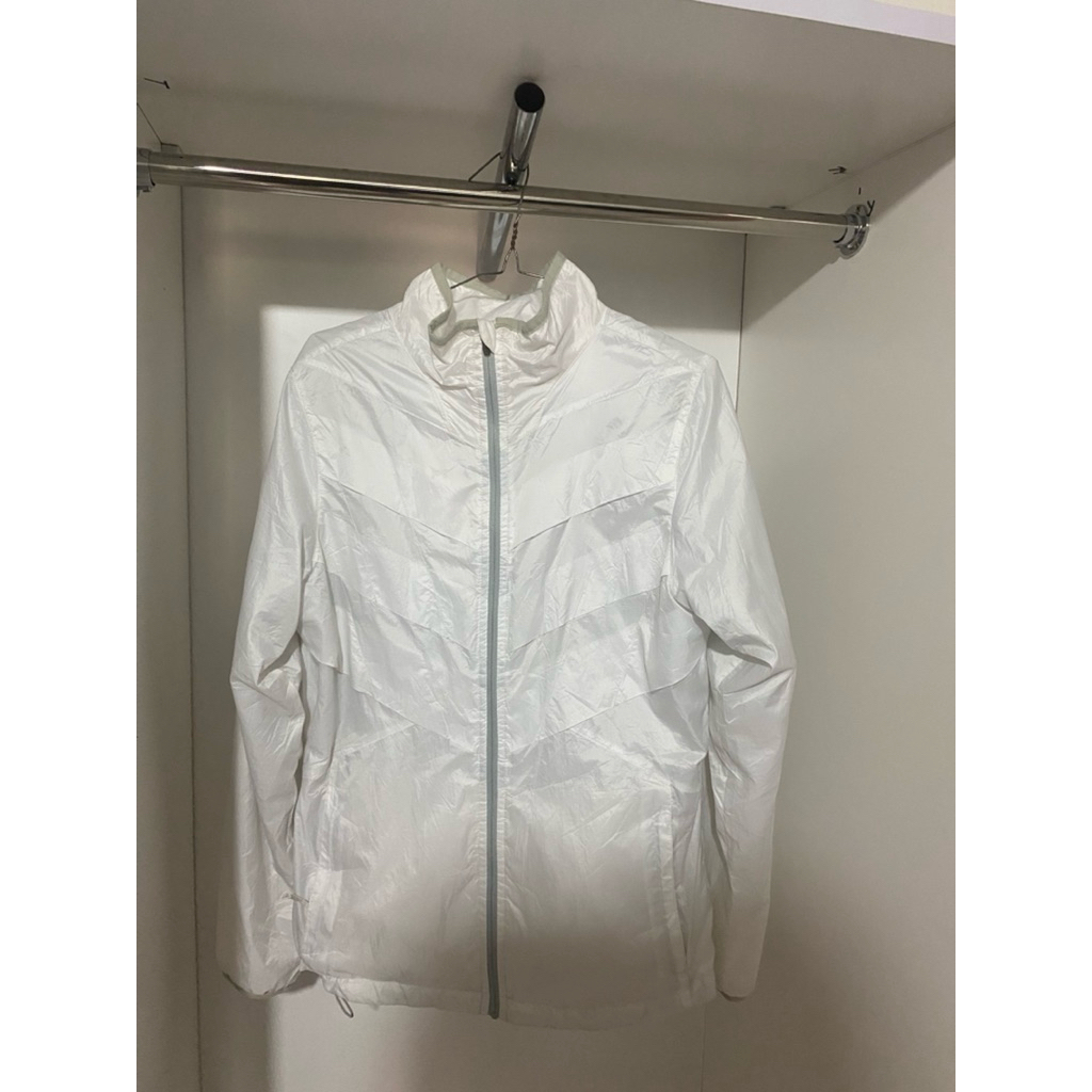 Jaket C*lumb*a