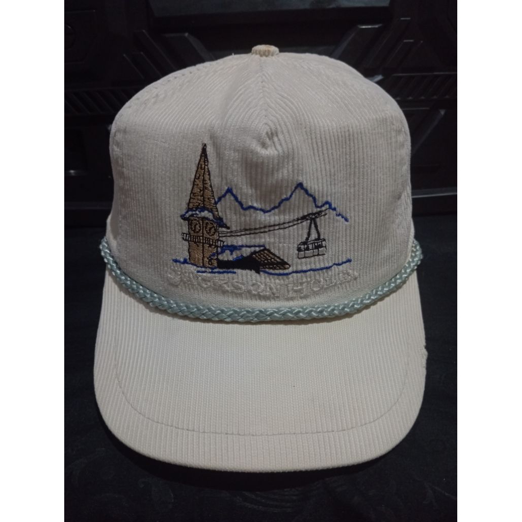 Topi Vintage