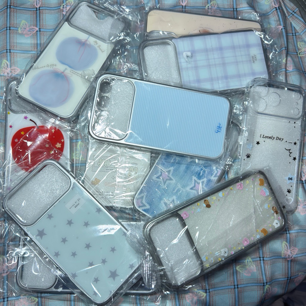 PHONE CASE