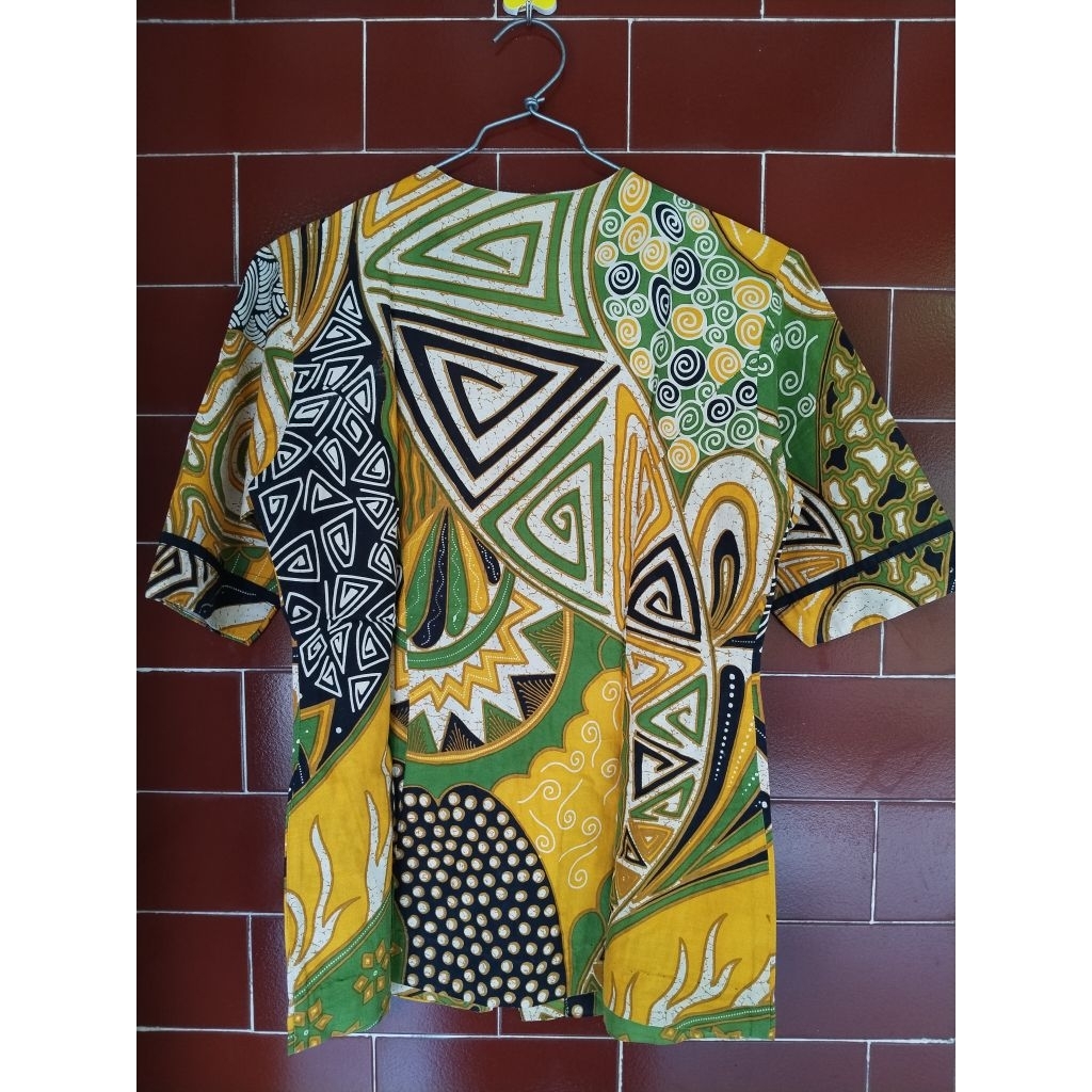 Preloved blouse batik wanita