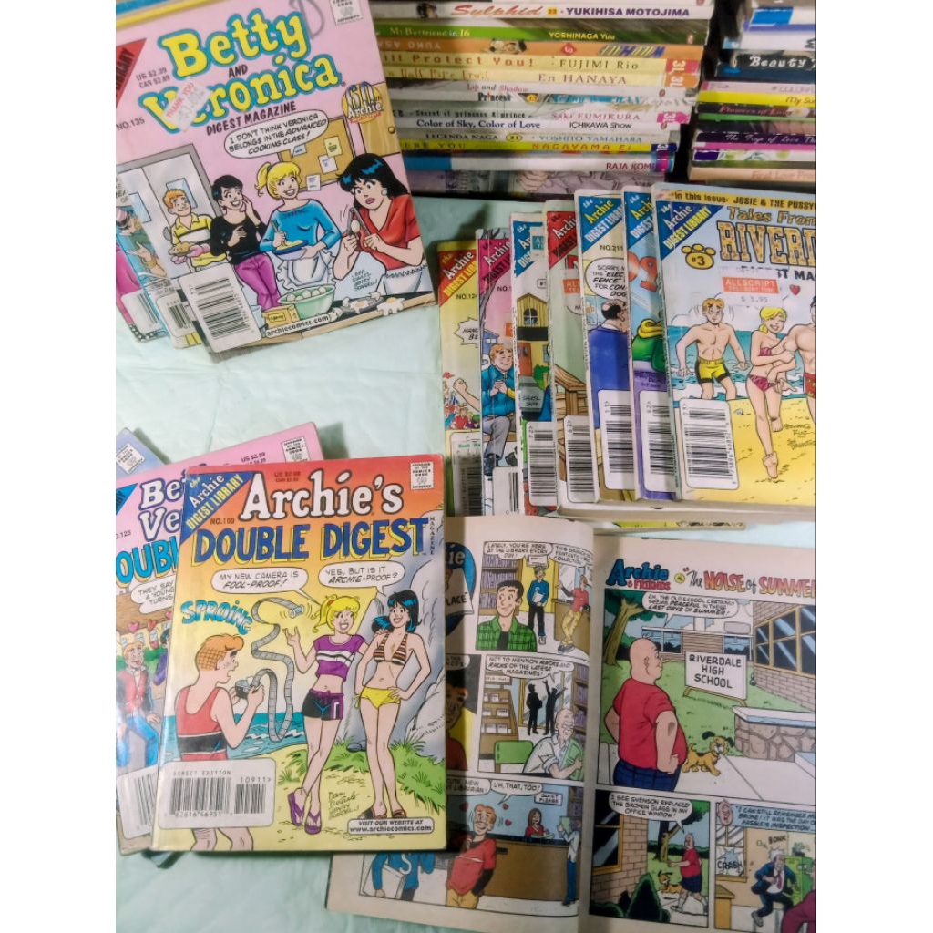 KOMIK ARCHI'S