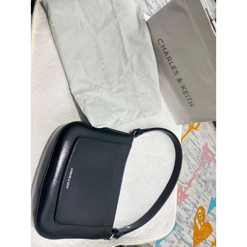 Tas Charles n Keith