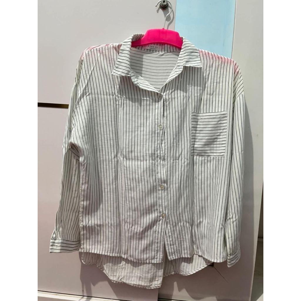 Kemeja Blouse Salur