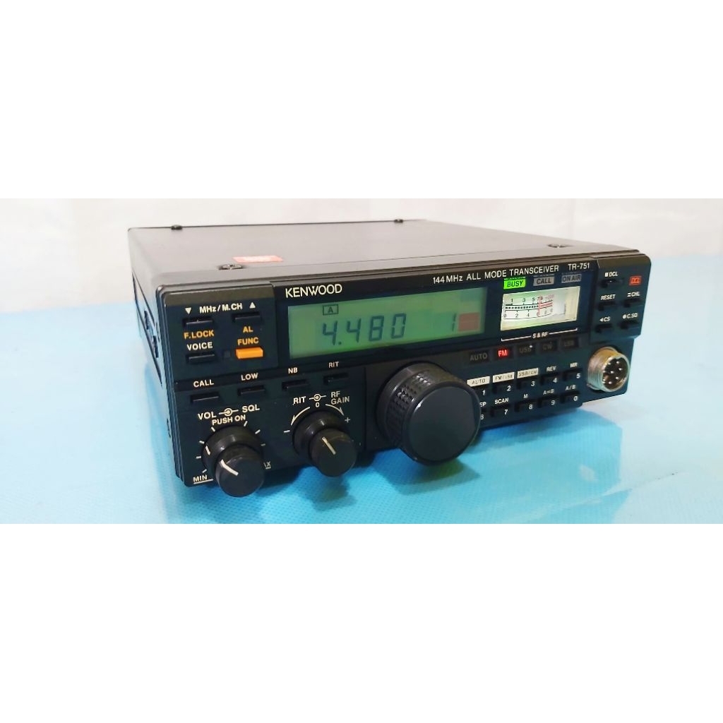 Rig Kenwood TR-751