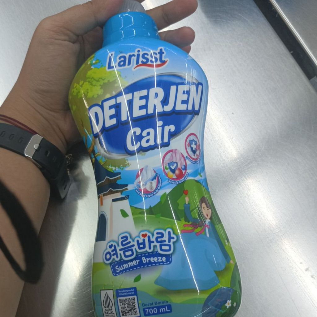larist deterjen botol dan refil 700 ml
