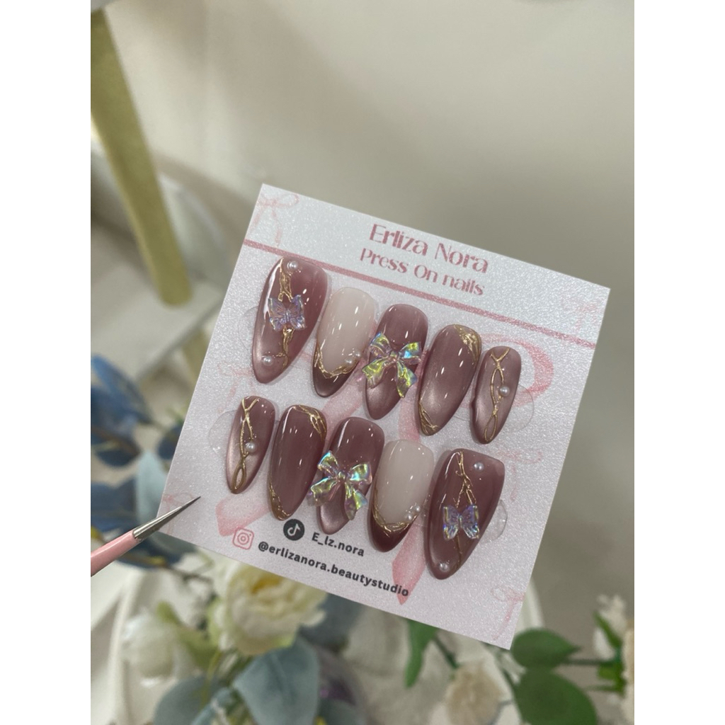 PRESS ON NAILS PREMIUM