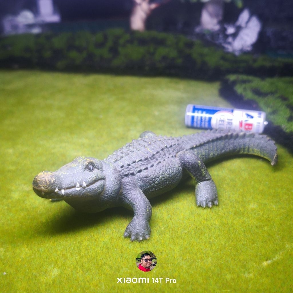 2006 Sol90 Crocodile figure