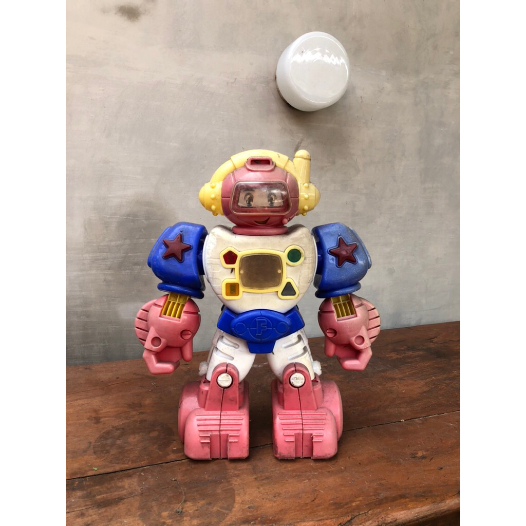 Robot jadul antik jumbo