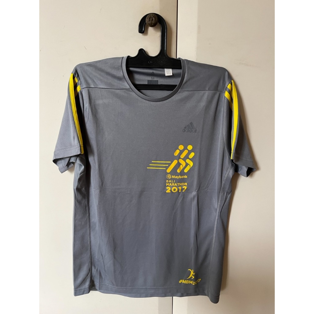 Adidas T-Shirt