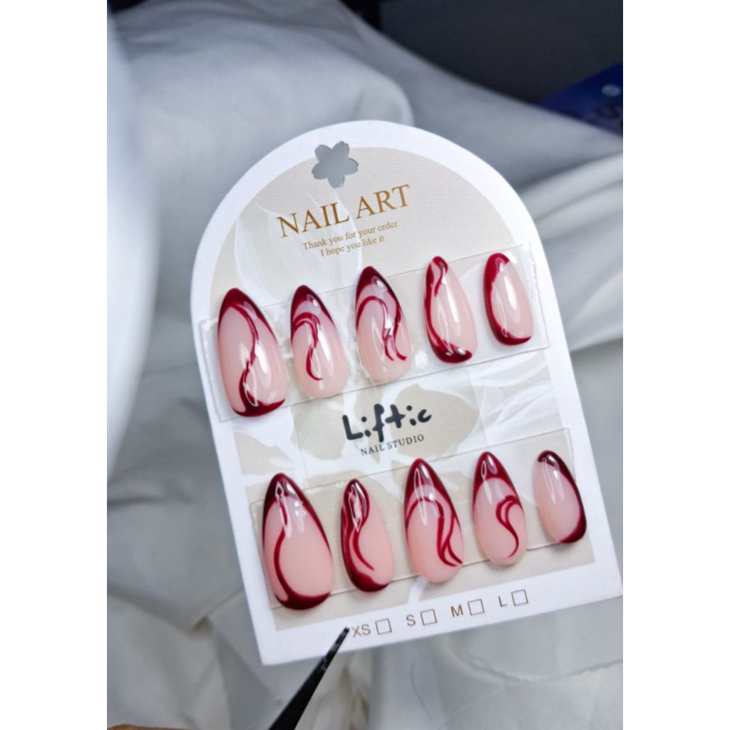 press on nails