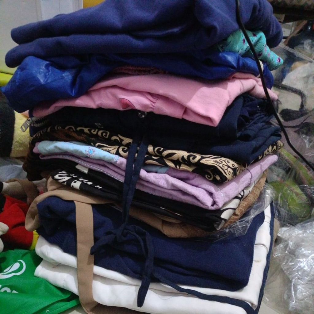 Preloved Baju April