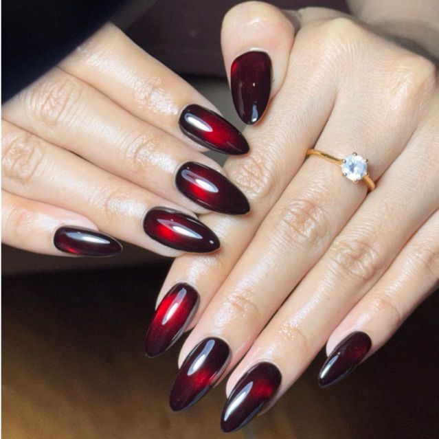 PRESS ON NAILS ( CAT EYE DESIGN )