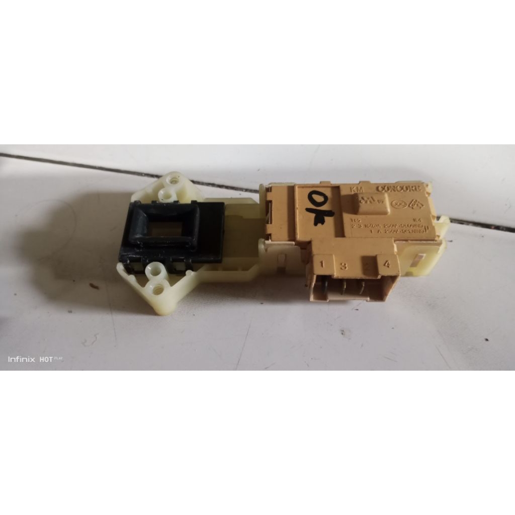 Doorlock mesin cuci LG