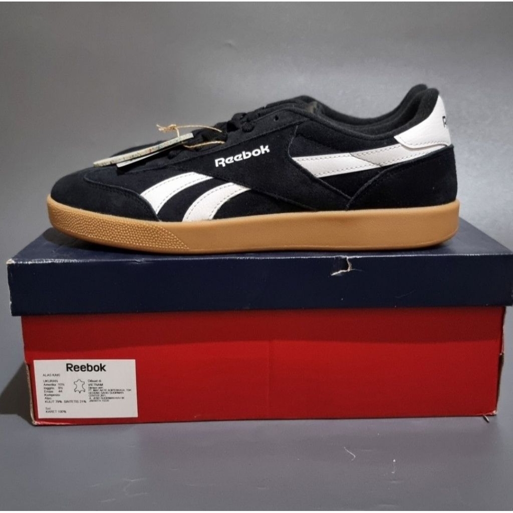 reebok smash edge