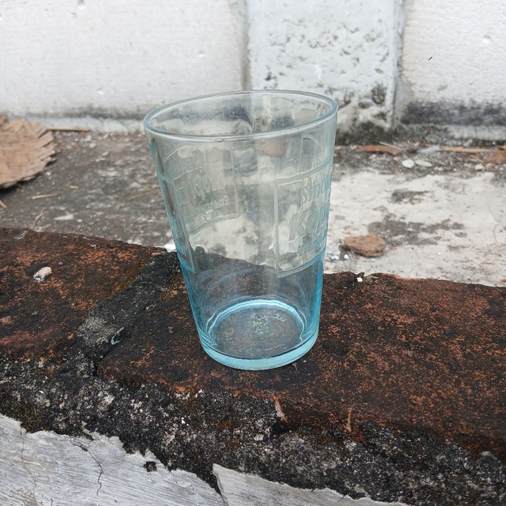GELAS KACA