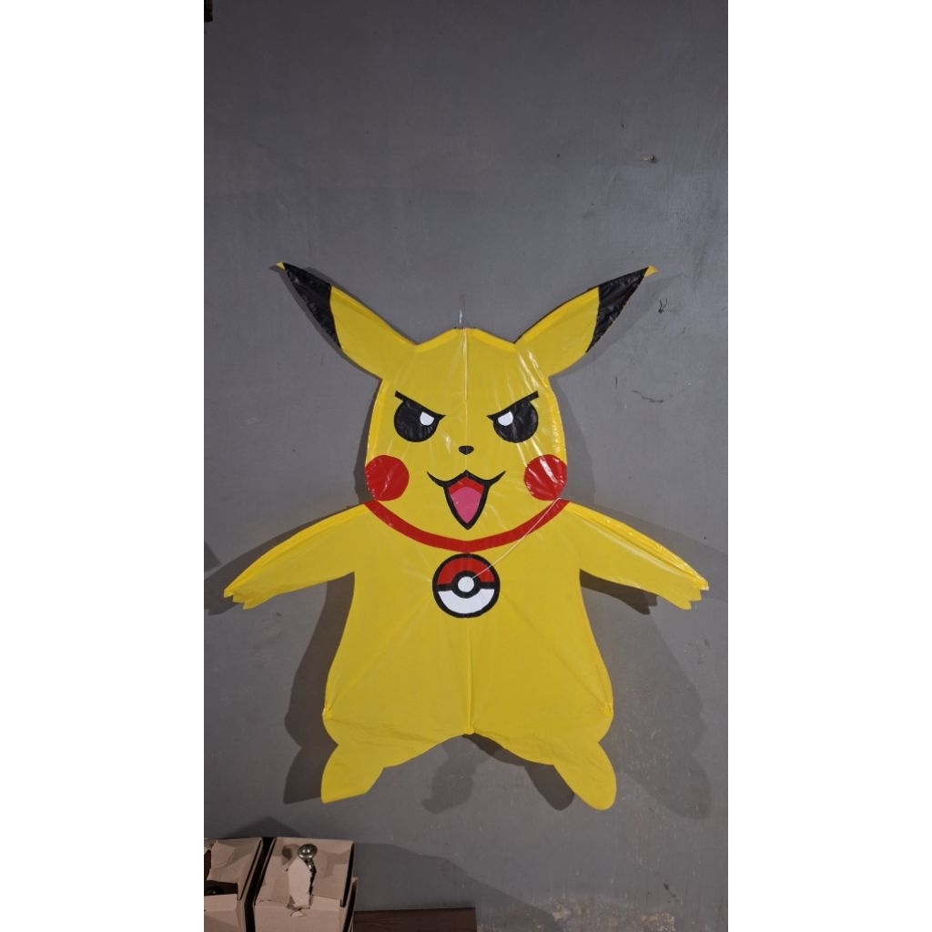 LAYANGAN KARAKTER PIKACHU KNOCKDOWN