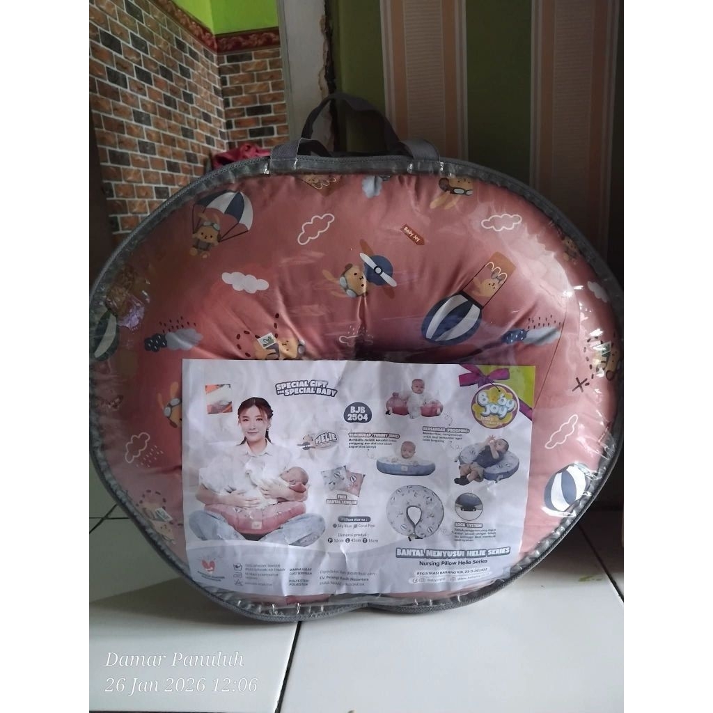 bantal menyusui baby joy