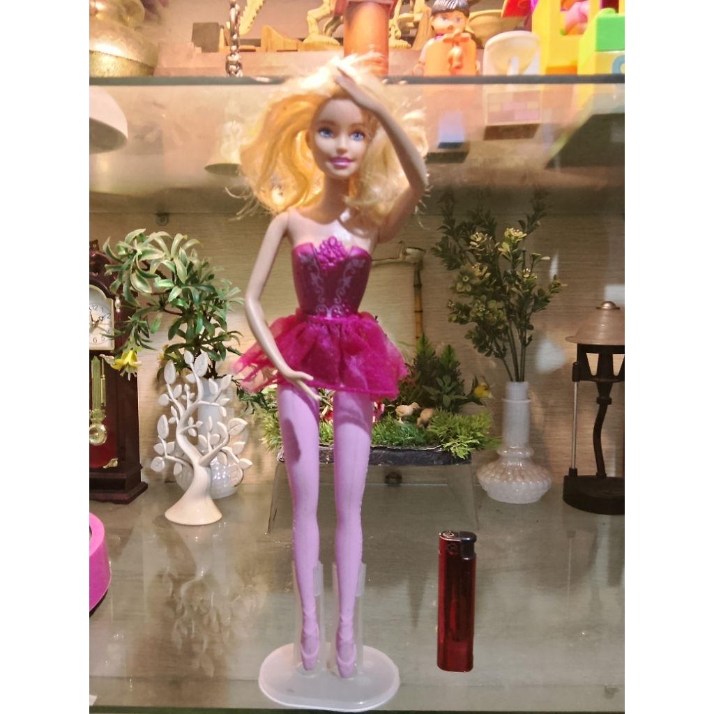 boneka berbie bekas baik