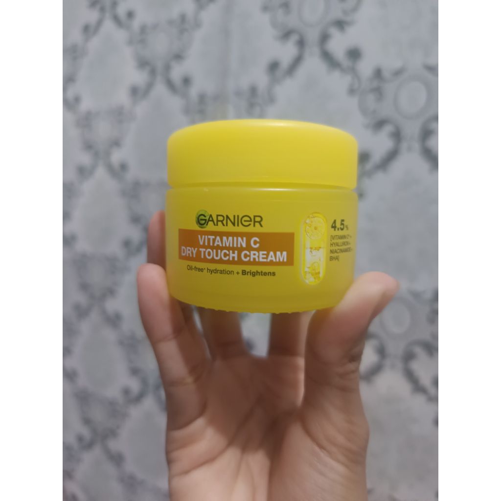 Garnier Mochi Dry Touch Cream