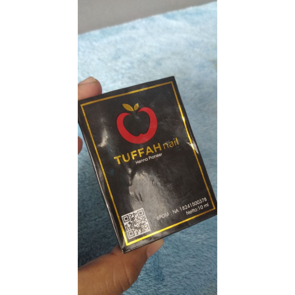 TUFFAH nail real maroon