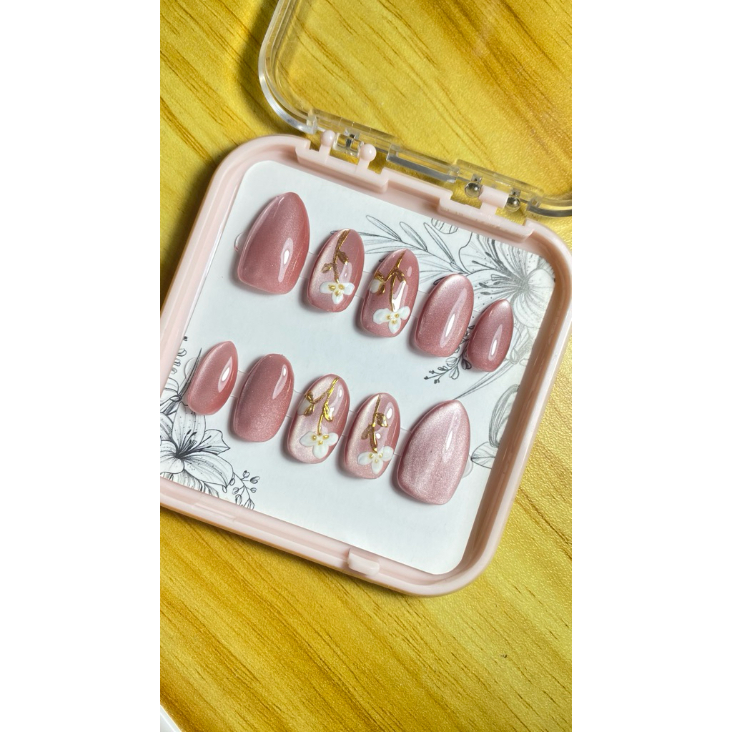 Nails pingky flower