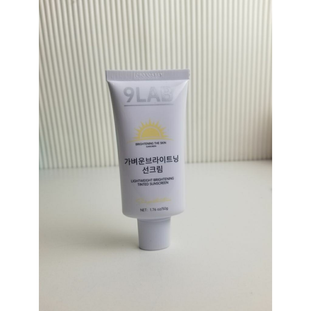 9LAB lightweight brightening tinted sunscreen pl