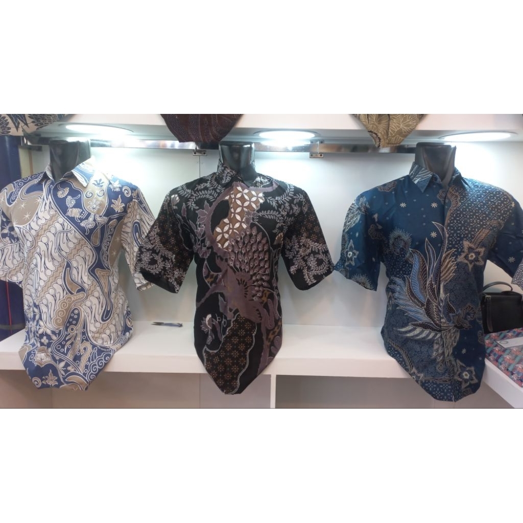 BATIK PRIA LENGAN PENDEK BATIK KATUN HALUS