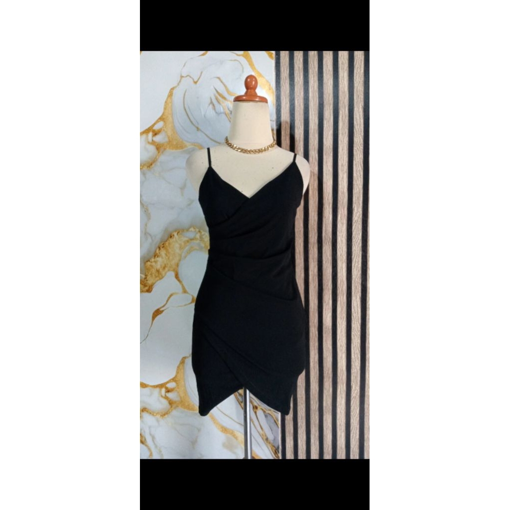 dress hitam