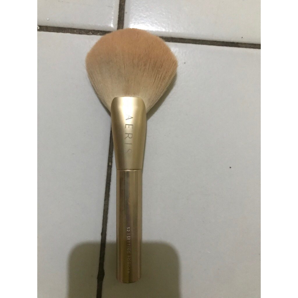 brush premium bermerek