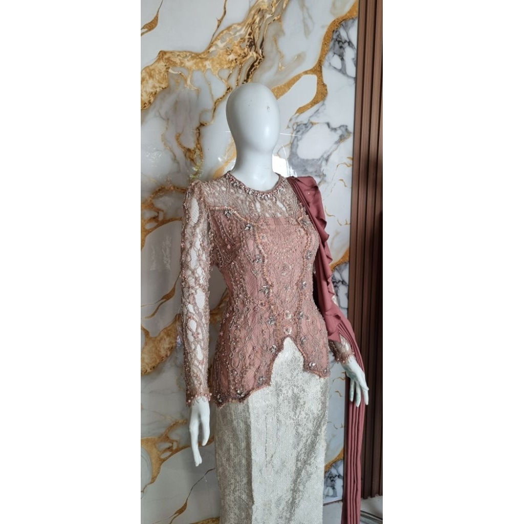 kebaya custom 3