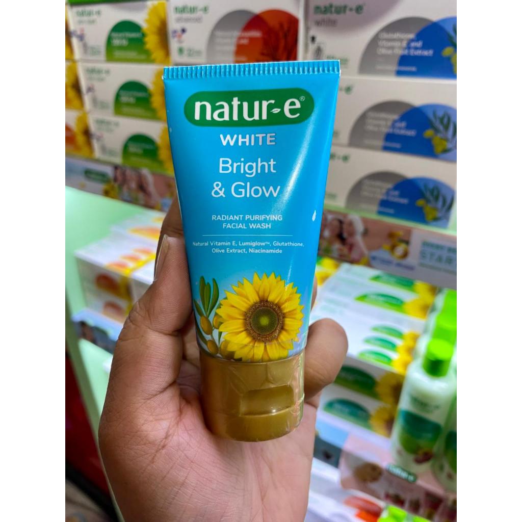 Facial wash Natur-E White & Advanced