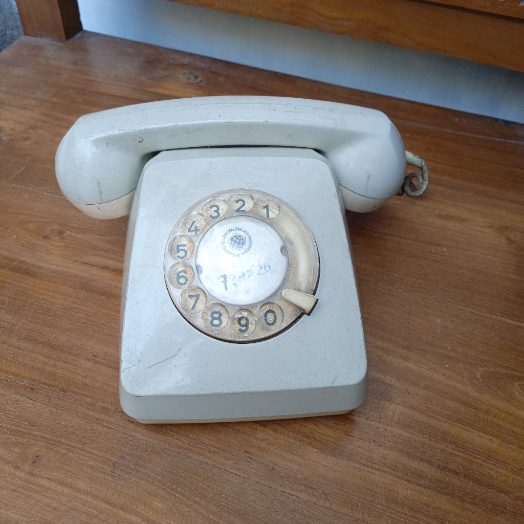 telpon putar antik vintage jadul