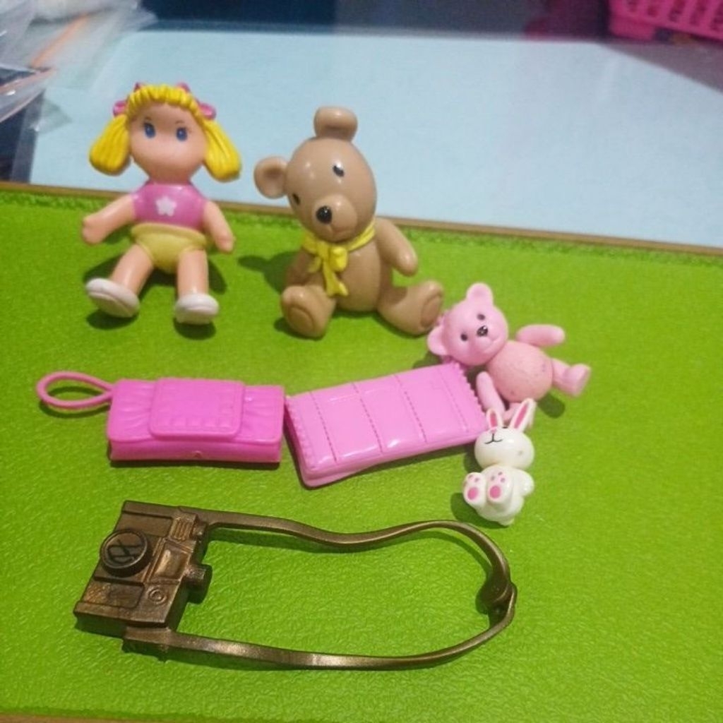 Boneka Barbie Aksesoris