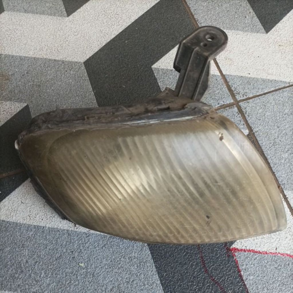 lampu senja timor kanan