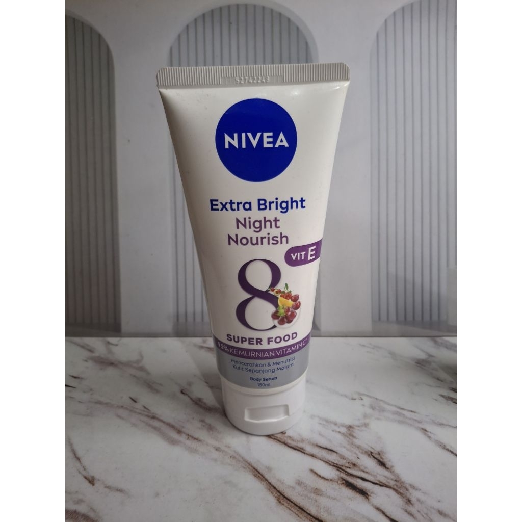 Nivea extra bright night nourist