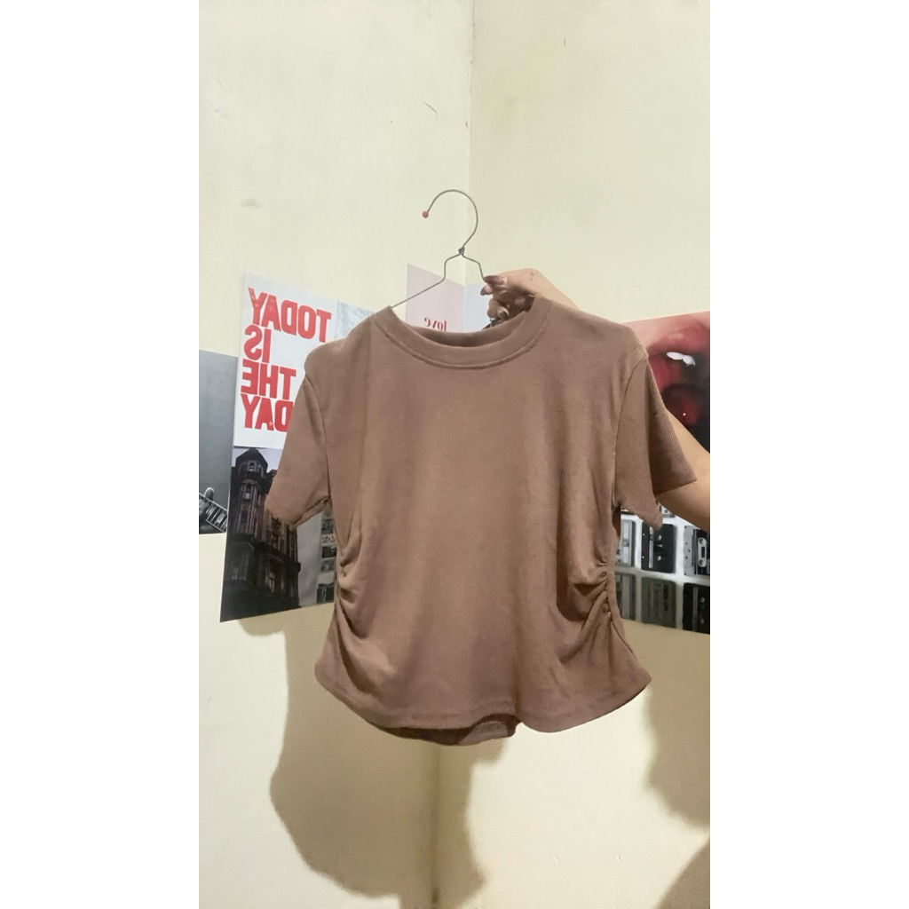 Crop top/ Preloved By na