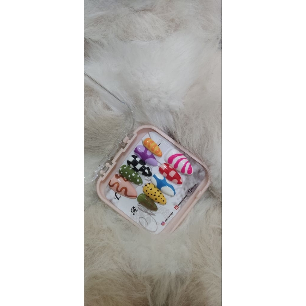 Serba 35k PressOnNails CharmyyEv