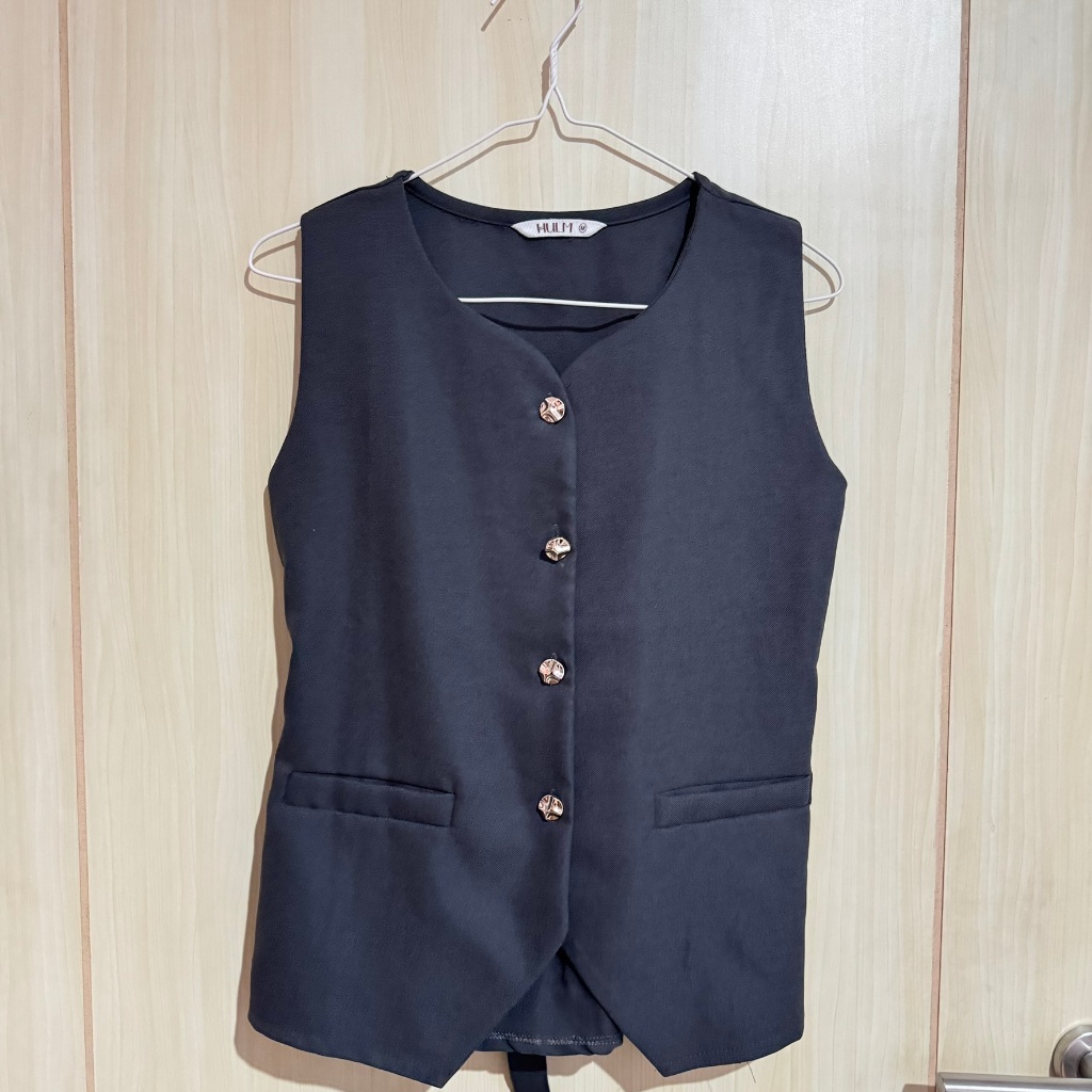 Hulm - Kaia Fitted Vest