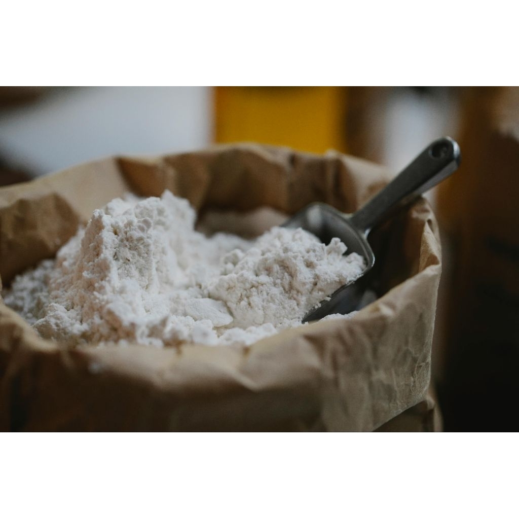tepung terigu 200gr